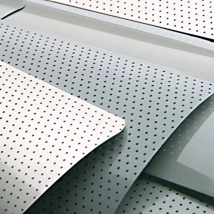 Veneciana AluMadera Perforadas | Durabilidad | VenetiansBlinds.com