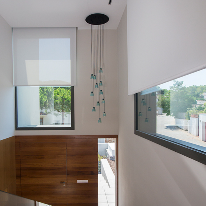 Estores Enrollables Screen Blanco | A Medida | VenetiansBlinds.com